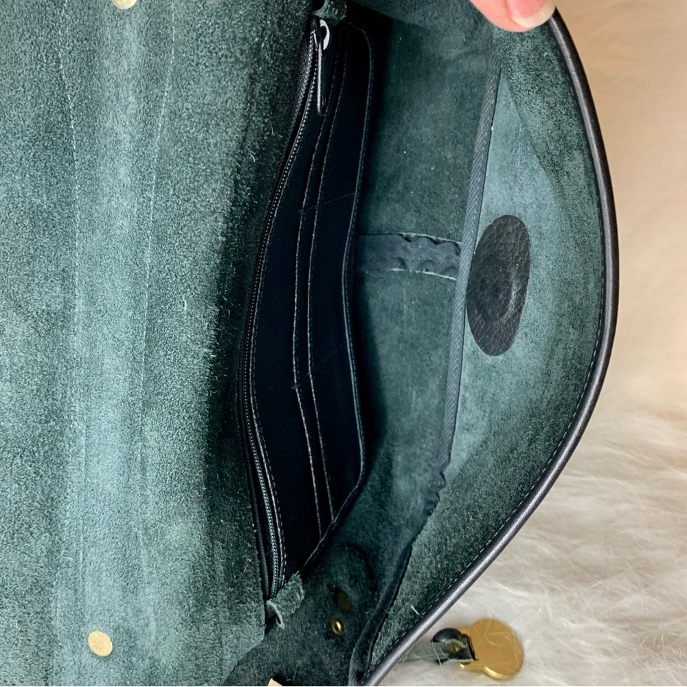 Vintage all weather Dooney & Bourke shoulder/crossbody bag - Picture 4 of 12